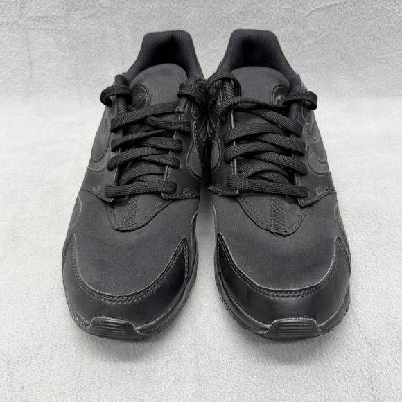 Nike Shoes Womens Size 8 Black Low Top Lightweight Comfort Sneaker AT4441-002 - Picture 2 of 10